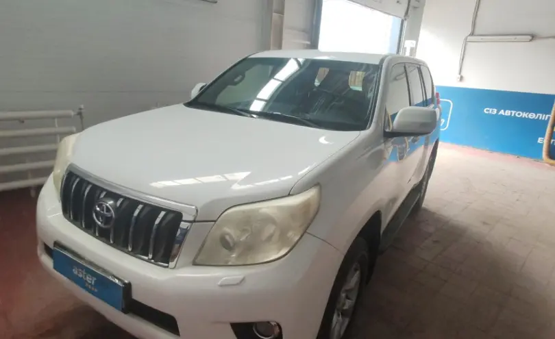 Toyota Land Cruiser Prado 2013 года за 17 000 000 тг. в Астана