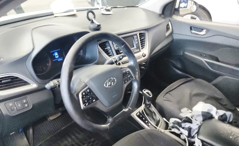 Hyundai Accent 2019 года за 6 800 000 тг. в Астана фото 5
