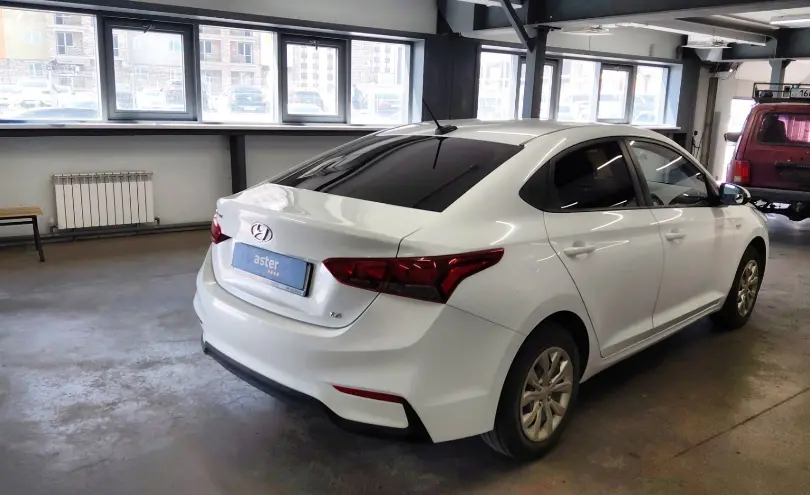 Hyundai Accent 2019 года за 6 800 000 тг. в Астана фото 3