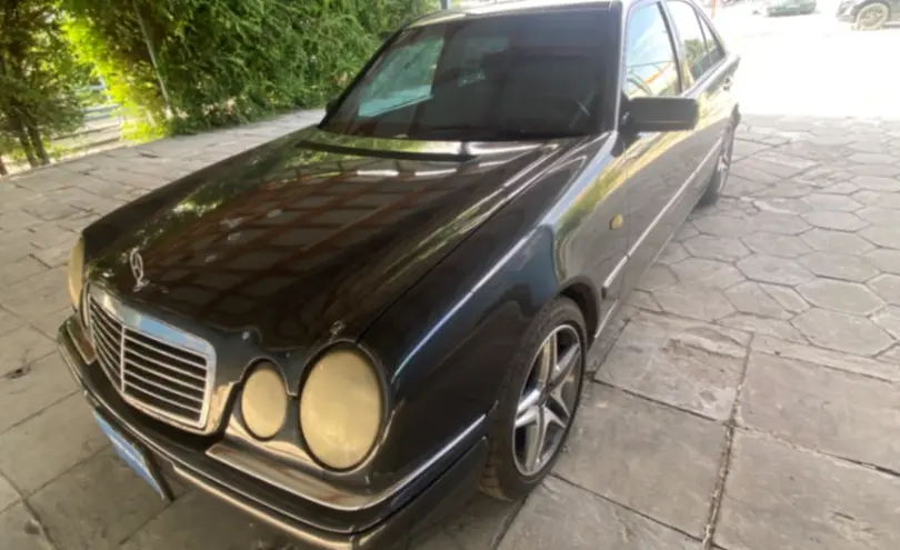 Mercedes-Benz E-Класс 1996 года за 2 000 000 тг. в Талдыкорган