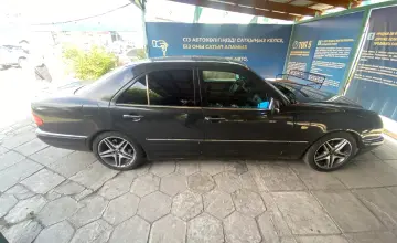 Mercedes-Benz E-Класс 1996 года за 2 000 000 тг. в Талдыкорган фото 4