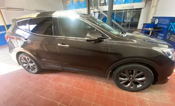 Hyundai Santa Fe 2016 года за 8 000 000 тг. в Астана фото 4