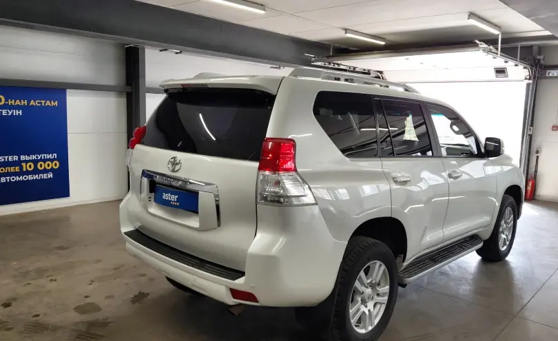 Toyota Land Cruiser Prado 2013 года за 22 000 000 тг. в Астана фото 3