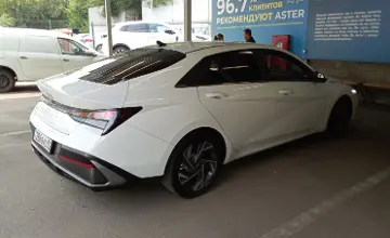 Hyundai Elantra 2024 года за 8 200 000 тг. в Алматы фото 4