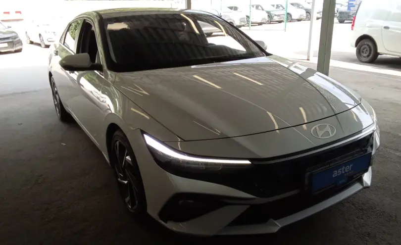 Hyundai Elantra 2024 года за 8 200 000 тг. в Алматы фото 3