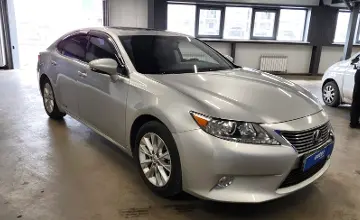 Lexus ES 2013 года за 9 800 000 тг. в Астана фото 2