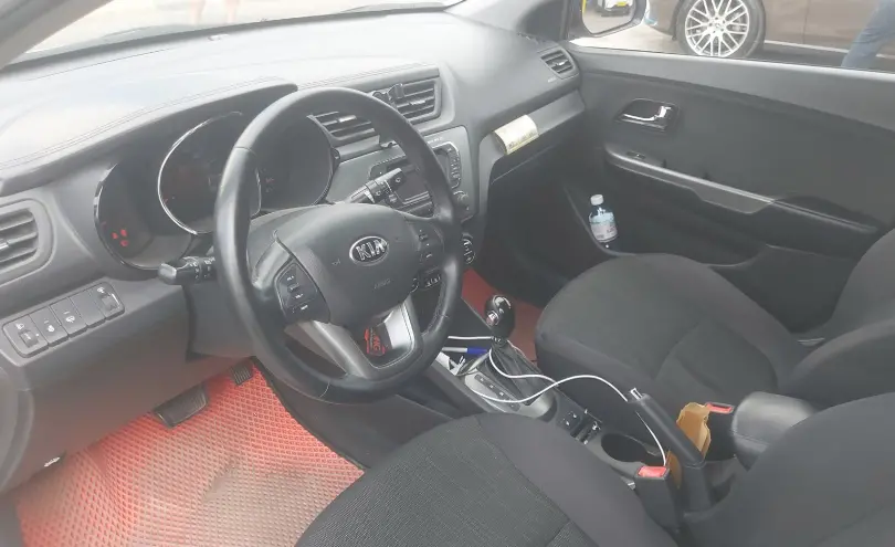 Kia Rio 2015 года за 4 000 000 тг. в Алматы фото 5