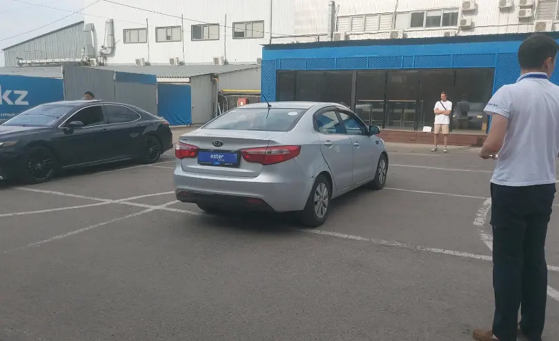 Kia Rio 2015 года за 4 000 000 тг. в Алматы фото 3