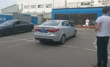 Kia Rio 2015 года за 4 000 000 тг. в Алматы фото 3