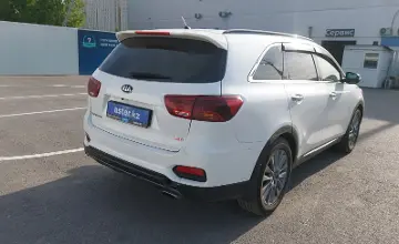 Kia Sorento 2018 года за 11 000 000 тг. в Шымкент фото 3