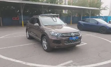 Volkswagen Touareg 2012 года за 12 500 000 тг. в Алматы фото 2