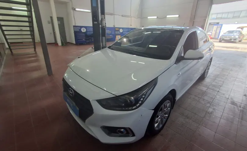 Hyundai Accent 2018 года за 6 200 000 тг. в Астана