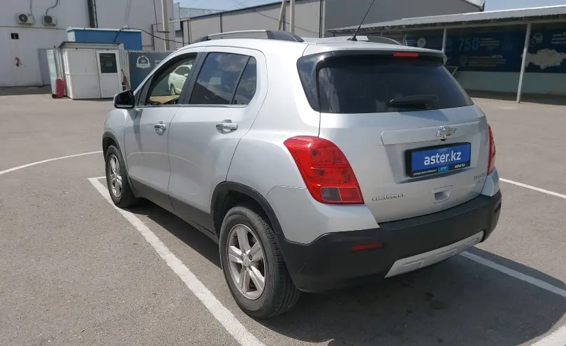 Chevrolet Tracker 2014 года за 4 500 000 тг. в Шымкент фото 4