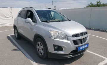 Chevrolet Tracker 2014 года за 4 500 000 тг. в Шымкент фото 2