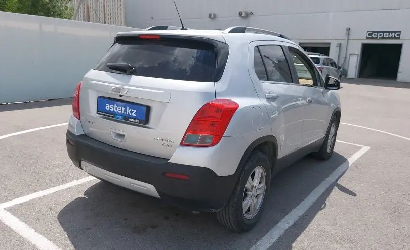 Chevrolet Tracker 2014 года за 4 500 000 тг. в Шымкент фото 3