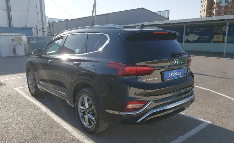 Hyundai Santa Fe 2019 года за 11 500 000 тг. в Шымкент фото 4