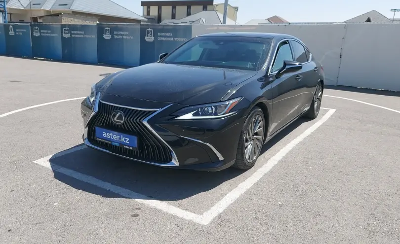 Lexus ES 2020 года за 25 000 000 тг. в Шымкент