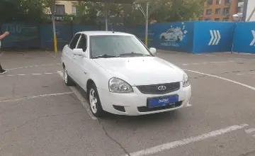 LADA (ВАЗ) Priora 2014 года за 2 000 000 тг. в Алматы фото 2