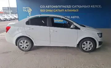 Chevrolet Aveo 2014 года за 2 300 000 тг. в Алматы фото 4