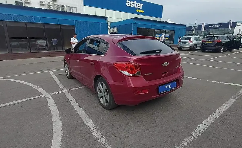 Chevrolet Cruze 2011 года за 3 000 000 тг. в Алматы фото 4