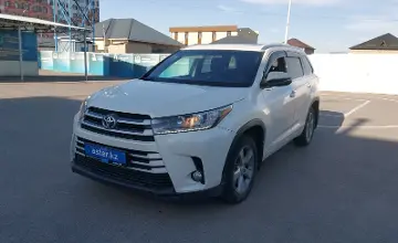 Toyota Highlander 2019 года за 18 000 000 тг. в Шымкент фото 1