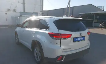 Toyota Highlander 2019 года за 18 000 000 тг. в Шымкент фото 4