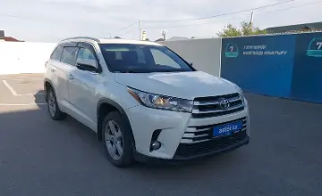 Toyota Highlander 2019 года за 18 000 000 тг. в Шымкент фото 2