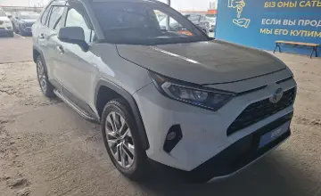 Toyota RAV4 2020 года за 13 000 000 тг. в Алматы фото 3