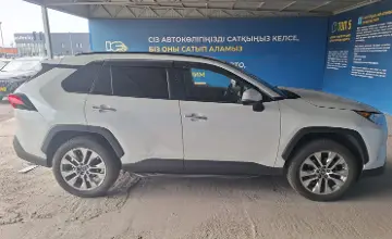 Toyota RAV4 2020 года за 13 000 000 тг. в Алматы фото 4