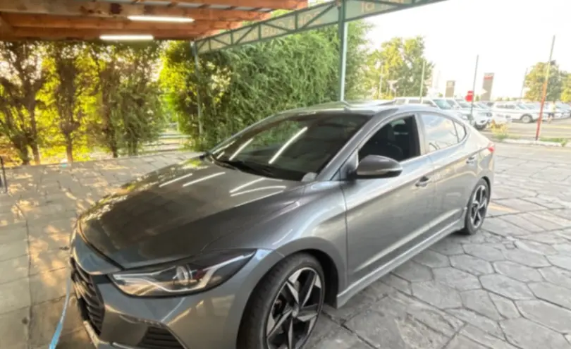Hyundai Elantra 2018 года за 7 500 000 тг. в Талдыкорган
