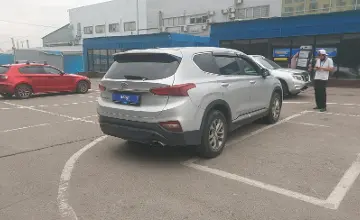 Hyundai Santa Fe 2019 года за 12 000 000 тг. в Алматы фото 3