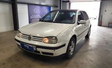 Volkswagen Golf 2001 года за 2 600 000 тг. в Астана фото 1