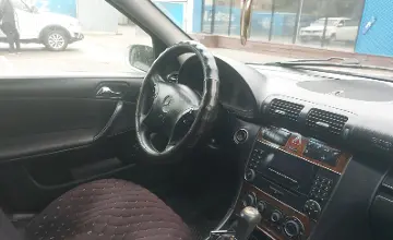Mercedes-Benz C-Класс 2004 года за 3 300 000 тг. в Алматы фото 5