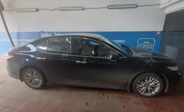 Toyota Camry 2019 года за 13 000 000 тг. в Астана фото 4