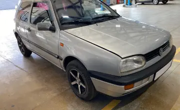 Volkswagen Golf 1995 года за 1 500 000 тг. в Караганда фото 3
