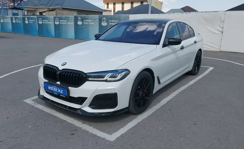 BMW 5 серии 2019 года за 14 500 000 тг. в Шымкент