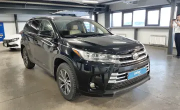 Toyota Highlander 2019 года за 19 000 000 тг. в Астана фото 2