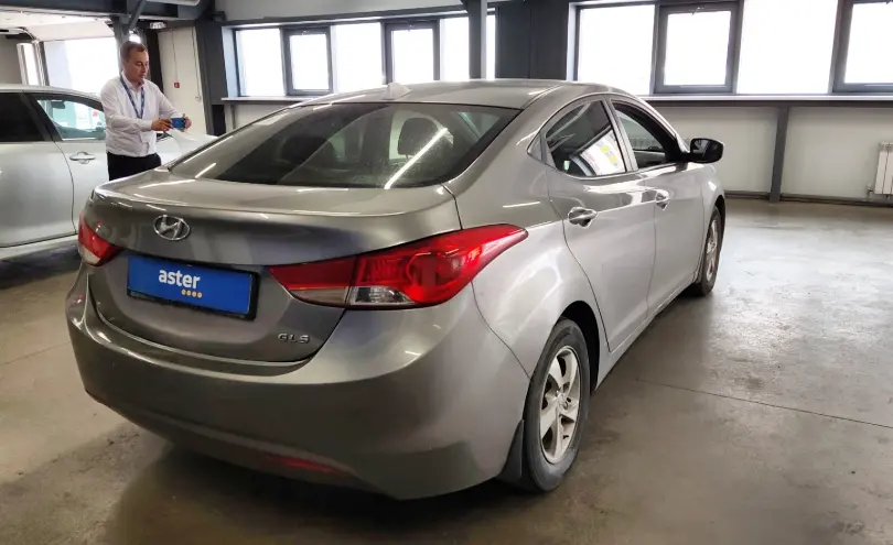 Hyundai Elantra 2011 года за 6 000 000 тг. в Астана фото 3