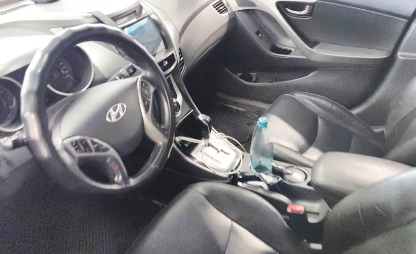 Hyundai Elantra 2011 года за 6 000 000 тг. в Астана фото 5