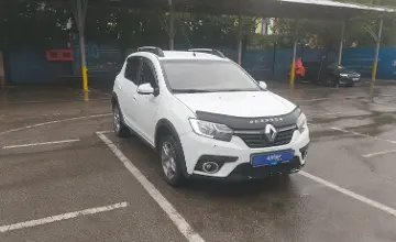 Renault Sandero 2020 года за 4 300 000 тг. в Алматы фото 2