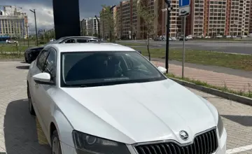 Skoda Superb 2018 года за 10 000 000 тг. в Астана фото 3