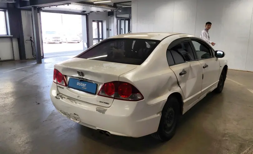 Honda Civic 2007 года за 3 000 000 тг. в Астана фото 3