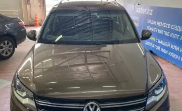 Volkswagen Tiguan 2014 года за 8 900 000 тг. в Астана фото 2