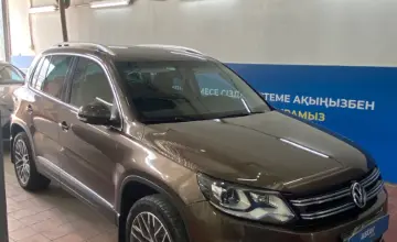 Volkswagen Tiguan 2014 года за 8 900 000 тг. в Астана фото 3