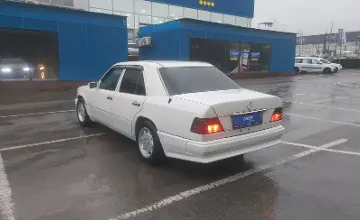 Mercedes-Benz E-Класс 1994 года за 1 500 000 тг. в Алматы фото 4