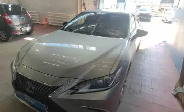 Lexus ES 2019 года за 20 000 000 тг. в Астана фото 1