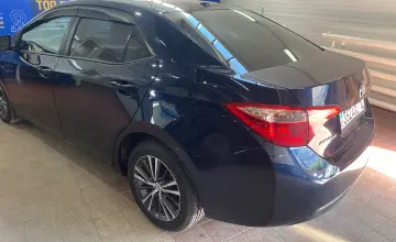 Toyota Corolla 2018 года за 8 000 000 тг. в Астана