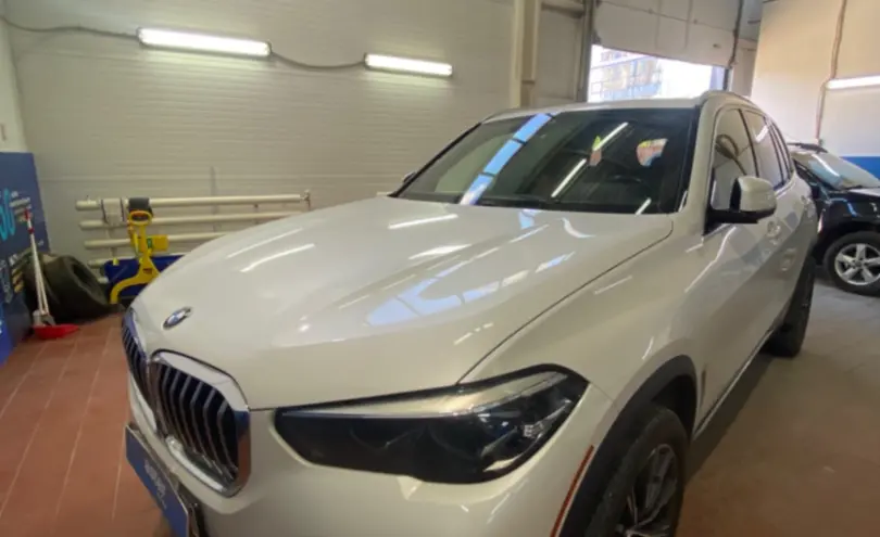 BMW X5 2018 года за 25 000 000 тг. в Астана