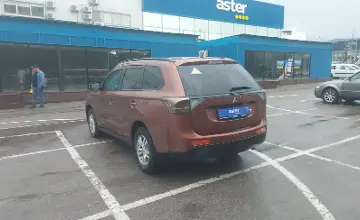 Mitsubishi Outlander 2012 года за 7 000 000 тг. в Алматы фото 4