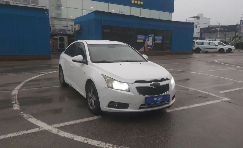 Chevrolet Cruze 2010 года за 2 500 000 тг. в Алматы фото 2